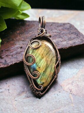 Artisan Scroll-Wrapped Labradorite Copper Pendant